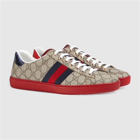 gucci men's low top sneakers.